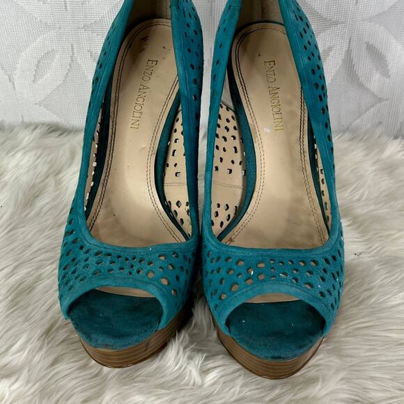 Enzo Angiolini Sully Perforated Suede High Heels Teal Peep Toe Size 9 - Picture 3 of 7